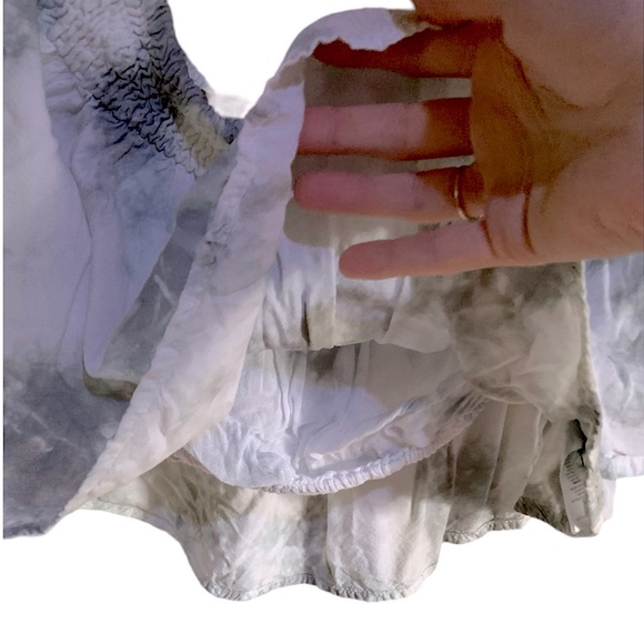 2 Piece Kiwi + Punch Set Crop Top and Flare Pants Size Small - Picture 4 of 7